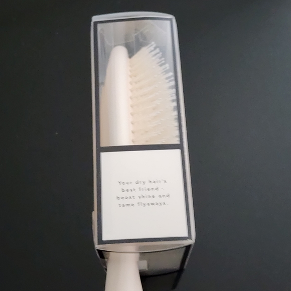 THE HAIR EDIT Cream Finish & Shine Boar Bristle Brush Curated Collection - NEW - Picture 6 of 6